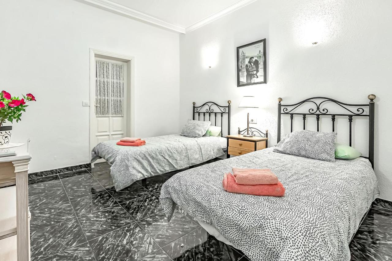 Villa Raquel With Private Pool And Sea View Los Menores Exteriör bild