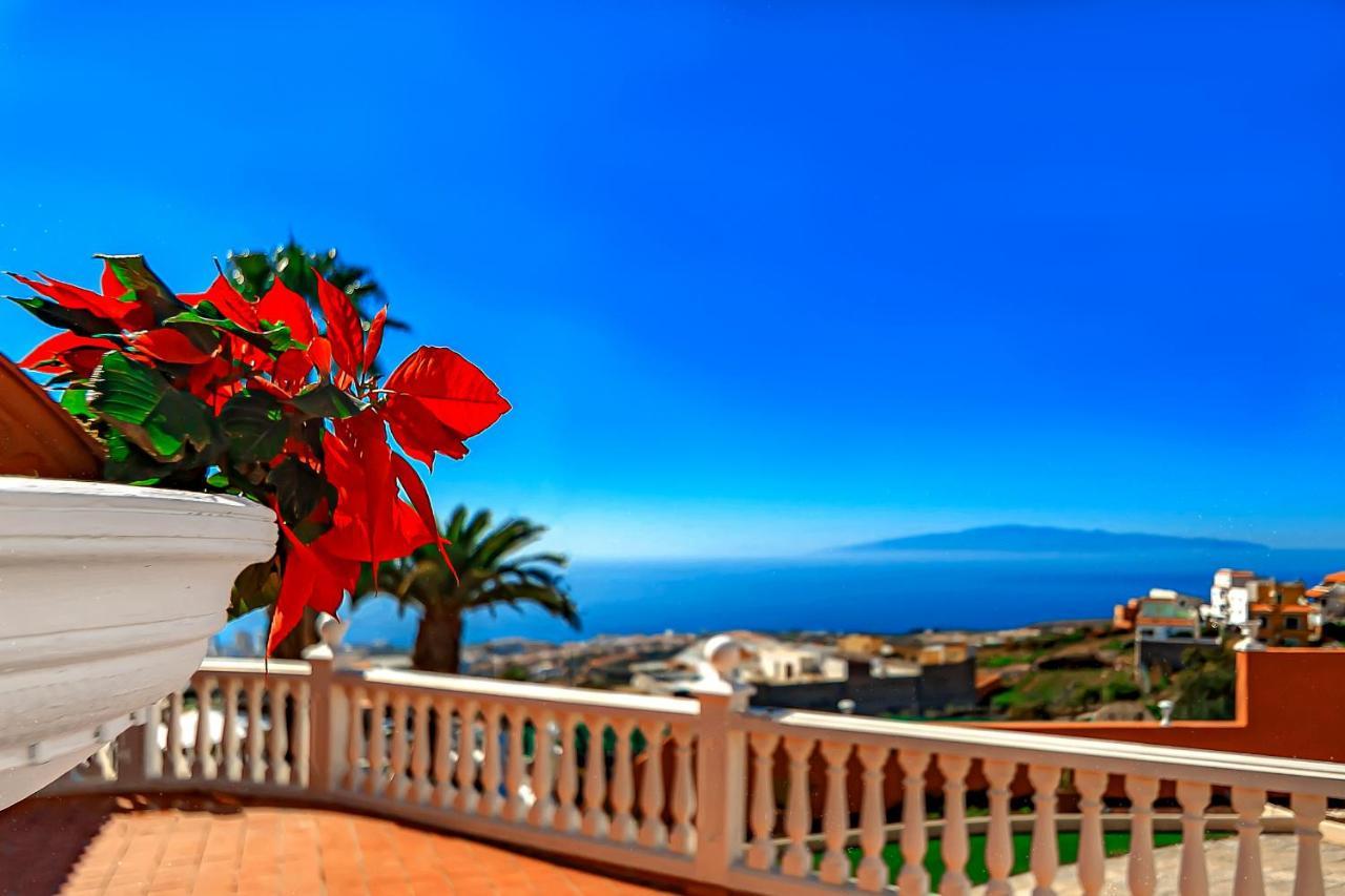 Villa Raquel With Private Pool And Sea View Los Menores Exteriör bild