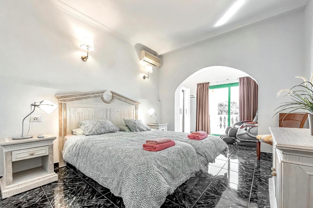 Villa Raquel With Private Pool And Sea View Los Menores Exteriör bild